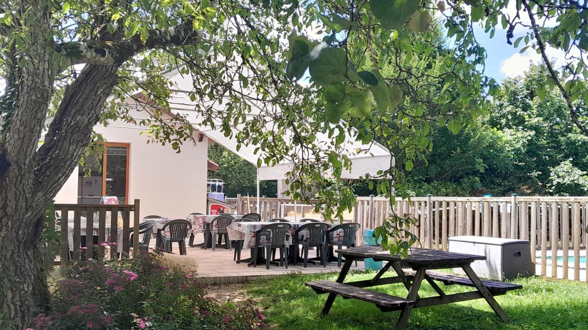 Camping 46 Rainettes Goujounac Bagian luar foto
