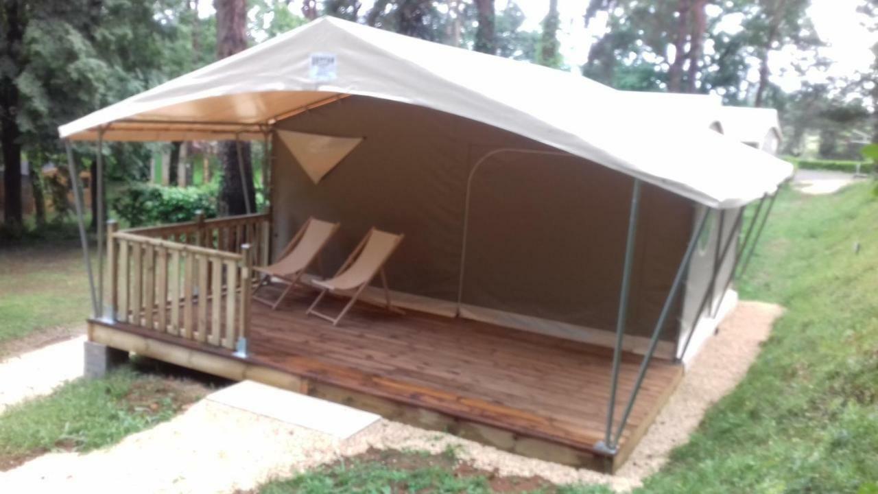 Camping 46 Rainettes Goujounac Bagian luar foto